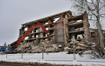 Darbi Viestura ielā 44