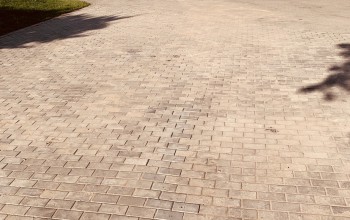 Stāvlaukums Palejas ielā 15A, Jēkabpilī.