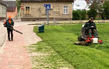 Uzsākta zāles pļaušanas sezona Jēkabpils pilsētā