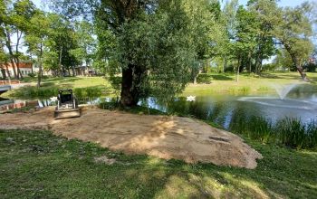 Uzsākti vides objekta “Gredzeni” būvdarbi Kena parkā
