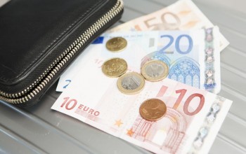 Regulāri rēķinu nemaksātāji tiek iesniegti tiesā
