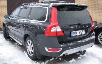 Par automašīnas Volvo XC70 izsoli