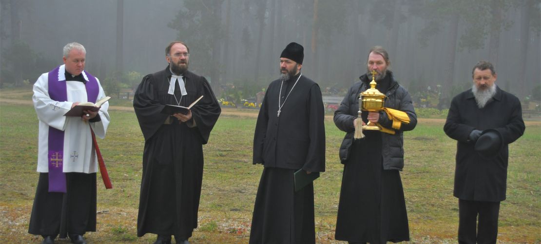 Jēkabpils pilsētas kapos notikusi jauno apbedījumu teritorijas iesvētīšana