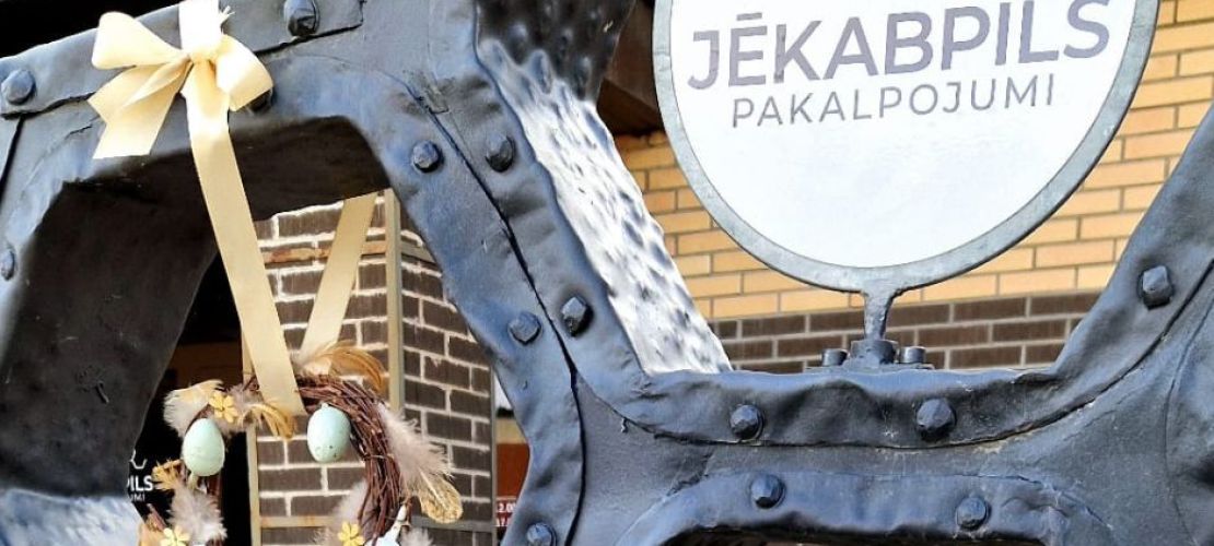 DARBA LAIKA izmaiņas svētkos